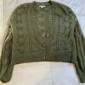 Women’s American Eagle cropped sweater. Size S $10